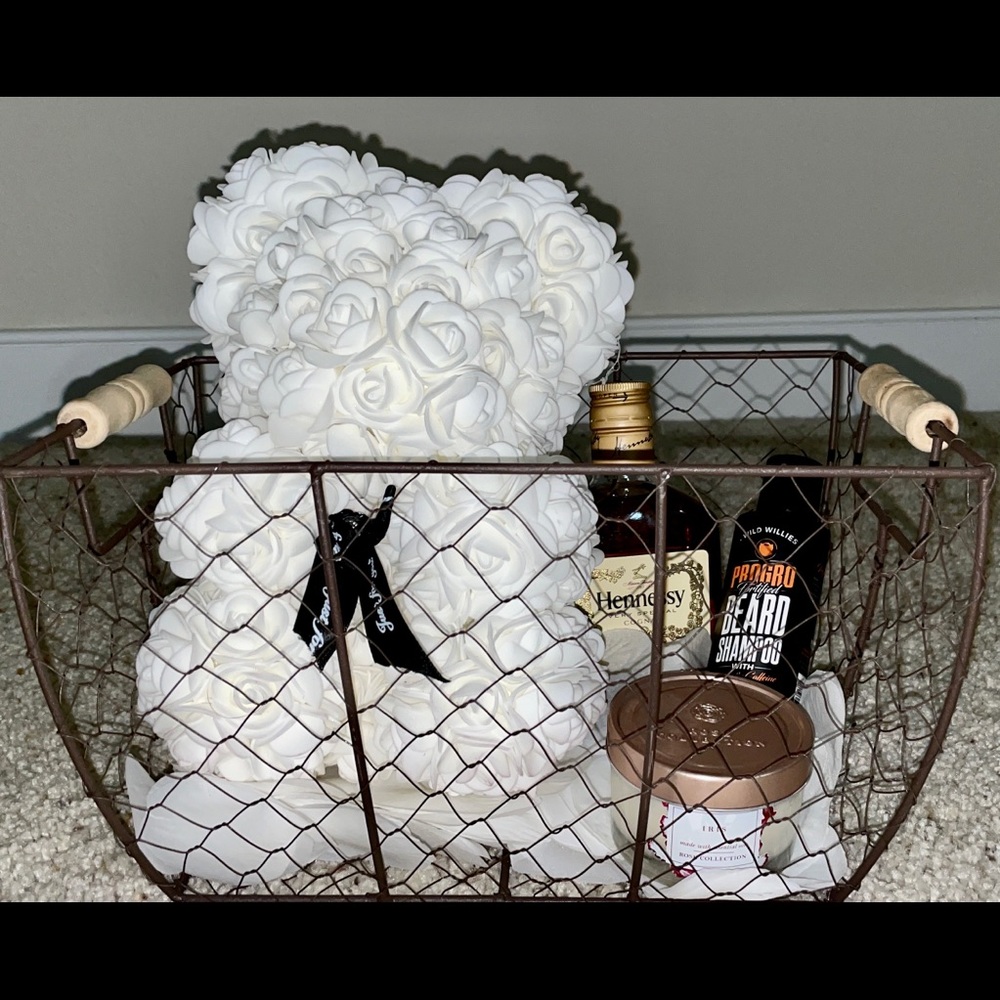 Valentines Day Gift Basket